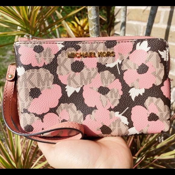 Michael Kors Handbags - Michael Kors Large double zip wristlet floral